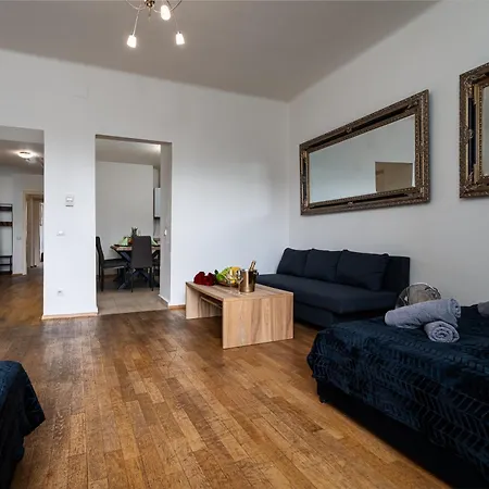 Apartamento Aurora Large 3-bedroom *