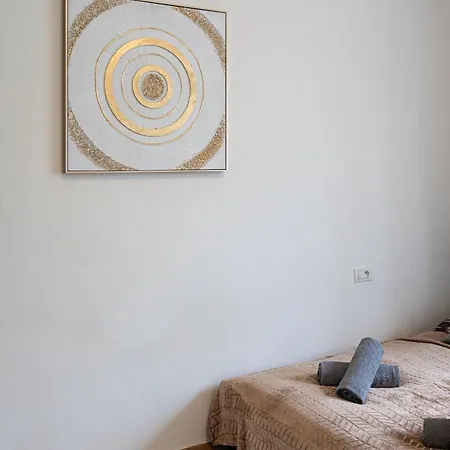 Aurora Large 3-bedroom Apartmán